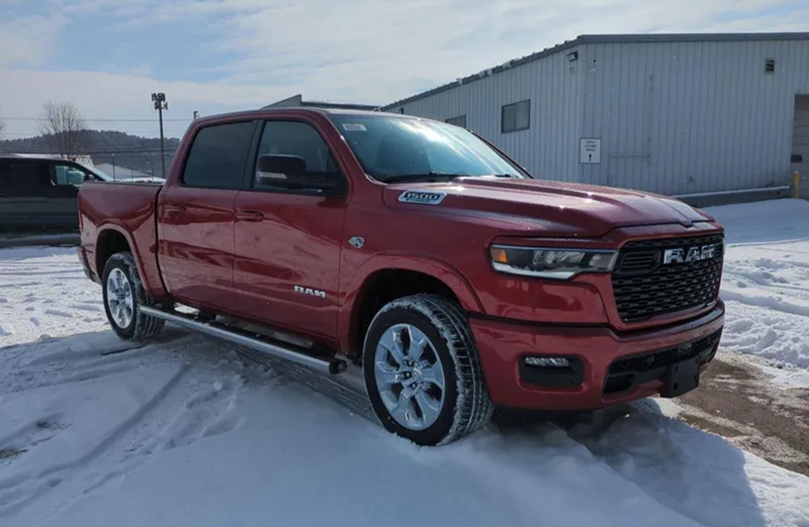 New 2026 RAM 1500 Big Horn Crew Cab 4x4 5'7' Box: One of the smartest options among the RAM 1500 lease deals available at Brattleboro CDJR, Vermont.