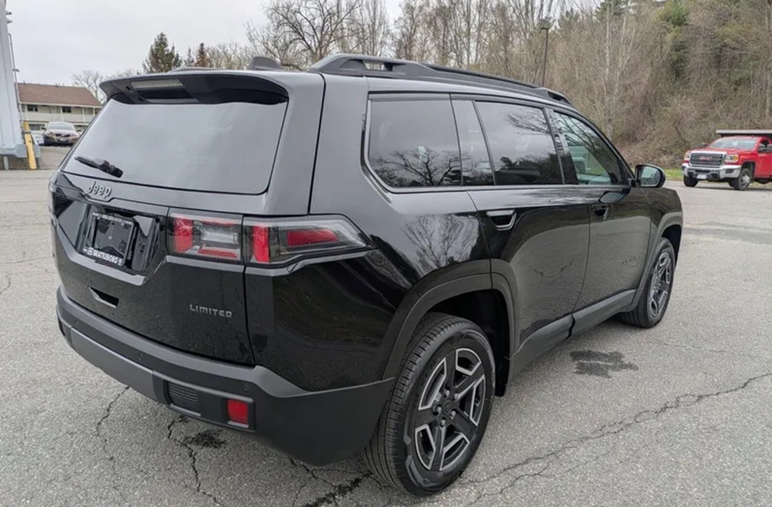 New 2026 Jeep Cherokee Limited 4x4 back: One of the most highly recommended models within the 2026 Jeep Cherokee for sale in Vermont lineup. Available at Brattleboro CDJR.