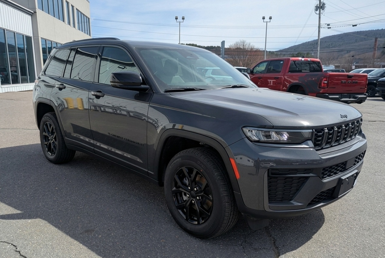 New 2026 Jeep Grand Cherokee Laredo: One of the top options within the Jeep Wrangler vs Cherokee comparison. Available to buy right now at Brattleboro CDJR, Vermont.